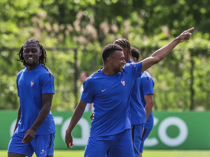 'Genuine contenders' - Spurs to 'open talks' for £40m France international