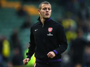 Wilshere makes Arsenal comeback