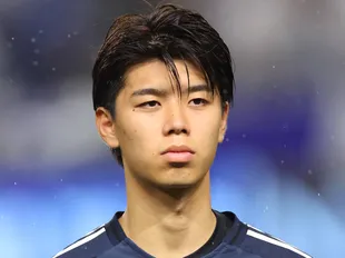 Frank's first new face arrives as Spurs confirm £5m defender signing
