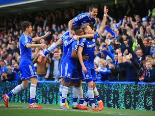 Chelsea thrash Arsenal