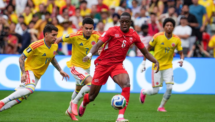 Switzerland 0-0 Colombia (4-3 on penalties): Sides cancel each other out but Swiss goalkeeper seals quarter-final spot