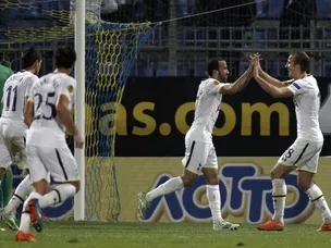 Spurs ride their luck to beat Asteras