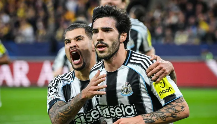 Spurs transfer news: Roberto De Zerbi 'pushes' Lilywhites 'to battle' Arsenal and Man City for £100m midfield signing