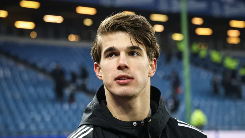 'Unwilling' Spurs set Vuskovic asking price as agent speaks out on Barca interest