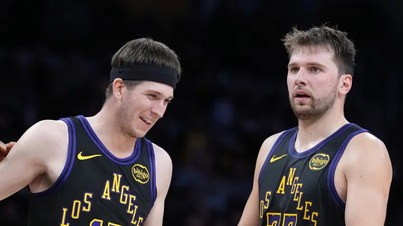 LA Clippers vs. Lakers: Player props, injury report and prediction | NBA
