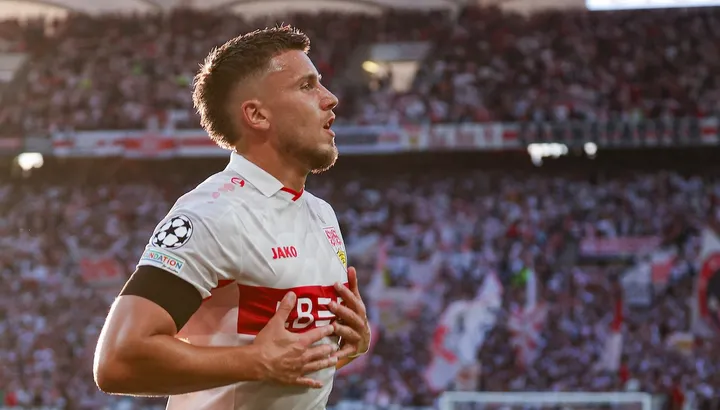 Leeds United transfer news: Whites 'refuse' to give up ambitious Ermedin Demirovic pursuit