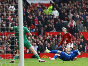 Ten Hag praises "brave" Garnacho, talks up his "high potential"