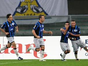 Moralez strike enough for Atalanta