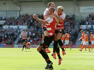 Doncaster's Jones suffers suspected broken arm