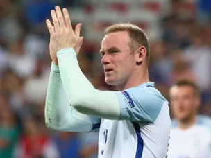 Rooney captains England against Scotland