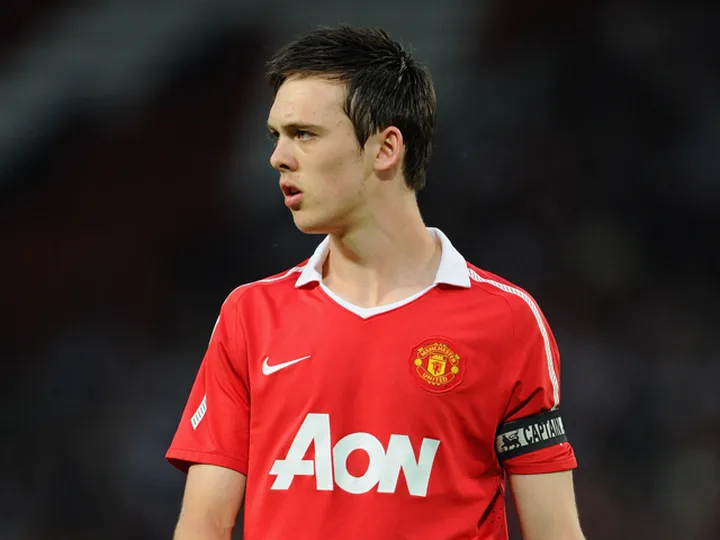 Birmingham loan Man United defender