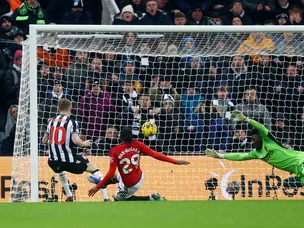 Newcastle rise to fifth with deserved win over Man United