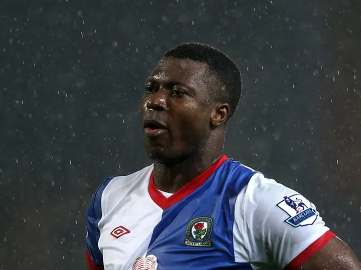 Report: Yakubu links up with Reading