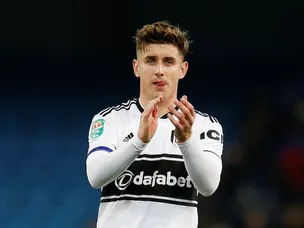 Cairney scores stunner as Fulham down Blackburn