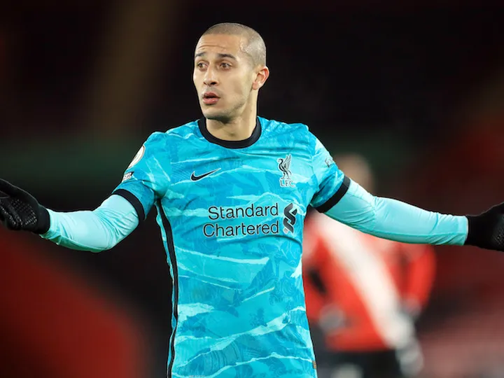 Owen questions Thiago's place in Liverpool team