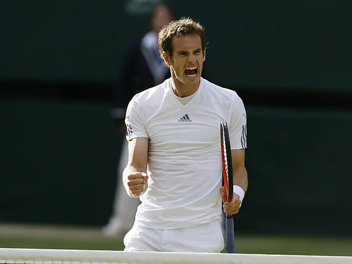 Murray breezes into quarter-finals