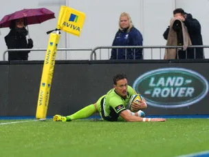 Saints hold on to regain top spot