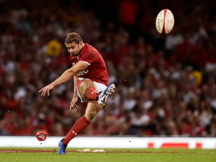 Leigh Halfpenny: 'I wasn't walking too well before England win'