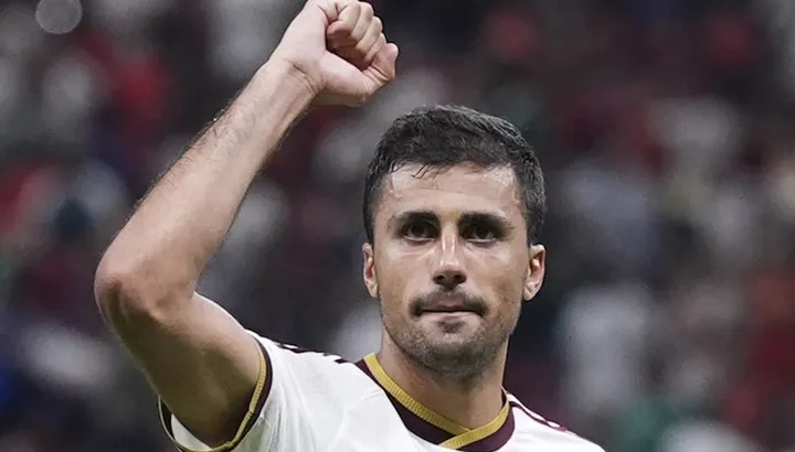 Portugal vs. Spain: "Death by passes versus death by passes" as heavyweights prepare to meet