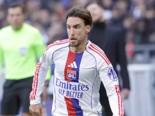 Tagliafico ready to snub Manchester United and other suitors
