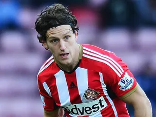 Jones relieved to avoid final day drama