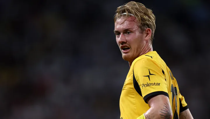 Leeds United transfer news: 'Leading contenders' in Julian Brandt race revealed amid Elland Road interest