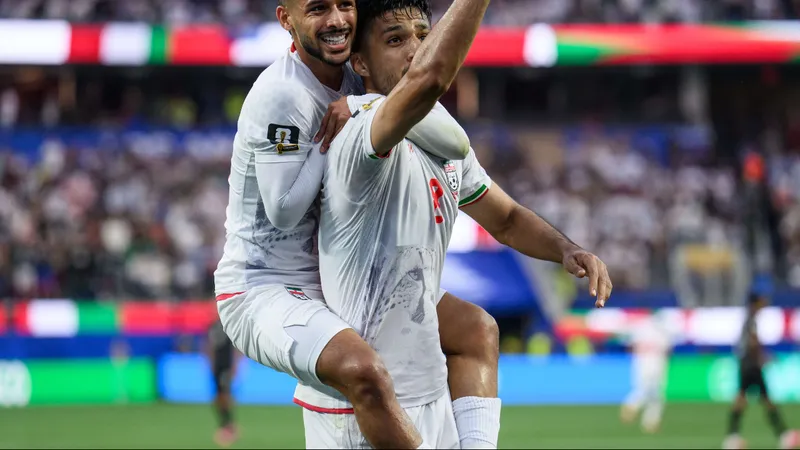 Iran and New Zealand overcome turbulent backdrops to deliver World Cup thriller