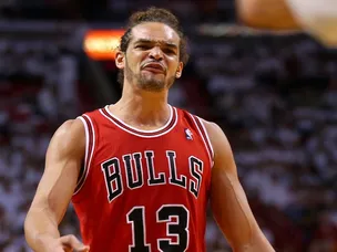 Report: Noah sprains thumb