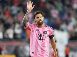 Video: Terrific Messi scores fortuitous record goal in Inter Miami draw