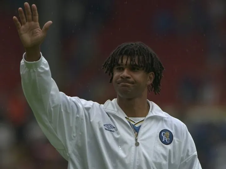 OTD: Chelsea appoint Gullit