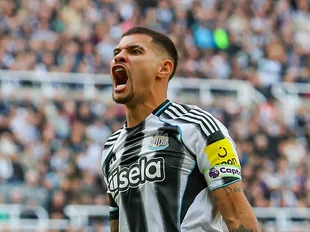 Newcastle eye World Cup revelation as Bruno Guimaraes replacement