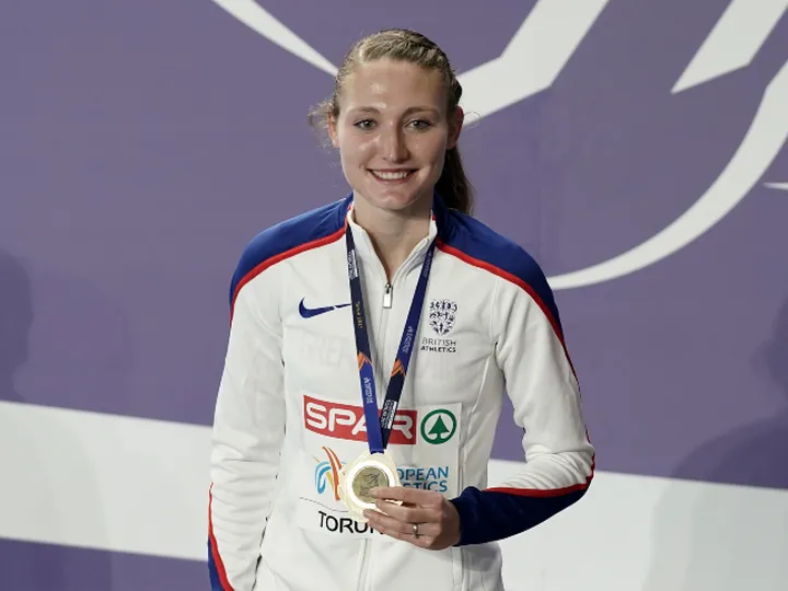 GB's Amy-Eloise Markovc takes 3,000m gold at European Championships