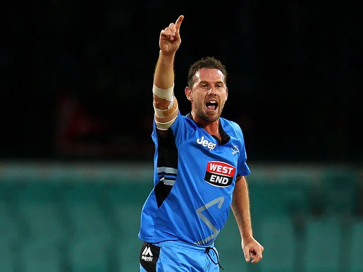 Tait returns to Essex