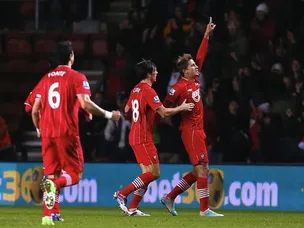 Point lifts Southampton out of bottom three