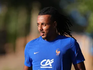 Jules Kounde emerges as ideal casualty of Barcelona wage bill concerns amid Man United interest