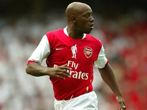 Wright: 'Arrogant Wenger not bothered about FA Cup'