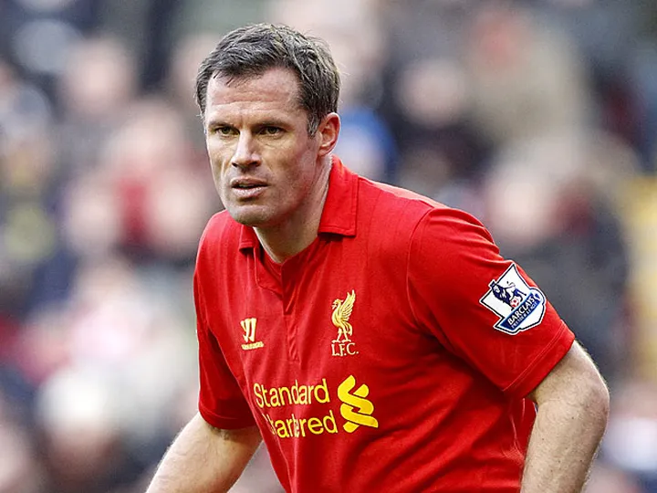 Carragher gives "footballer's perspective" on Suarez bite