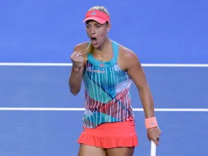 Kerber beats former finalist to semis