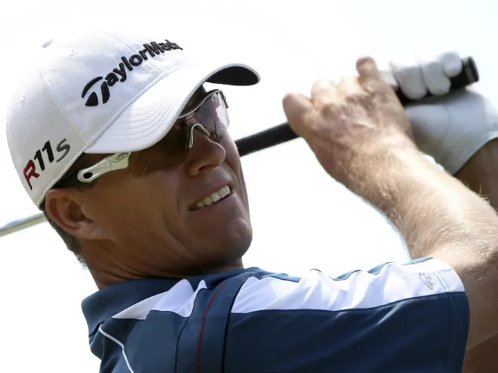 Senden leads by two in Sydney