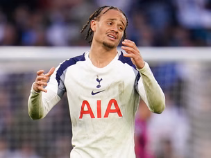 Simons, Romero, Solanke latest: Tottenham injury, suspension list vs. Everton