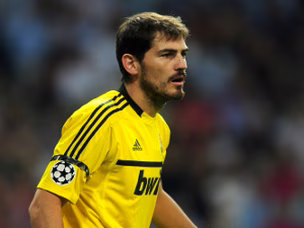 Albiol: 'Casillas is the world's best goalkeeper'