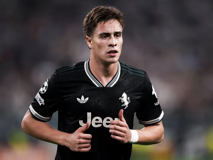 'Very close to': Coach compares Yildiz to Italian football legend