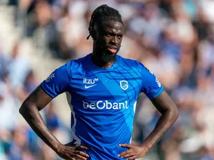'It's Tolu time': Wolves announce £23.4m signing of striker, what does it mean for Strand Larsen?